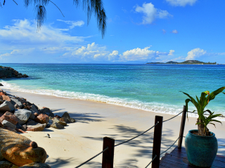 Castello Beach Hotel (Praslin)